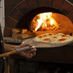 Forno a legna per pizza: il segreto per una pizza perfetta a casa tua